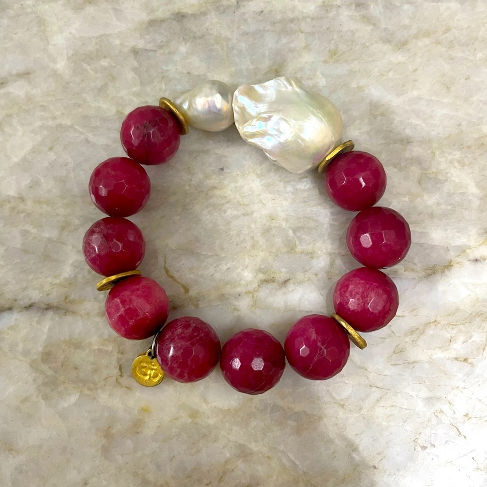 Red Jade Beaded Bracelet with Baroque Pearls and gold filled accents